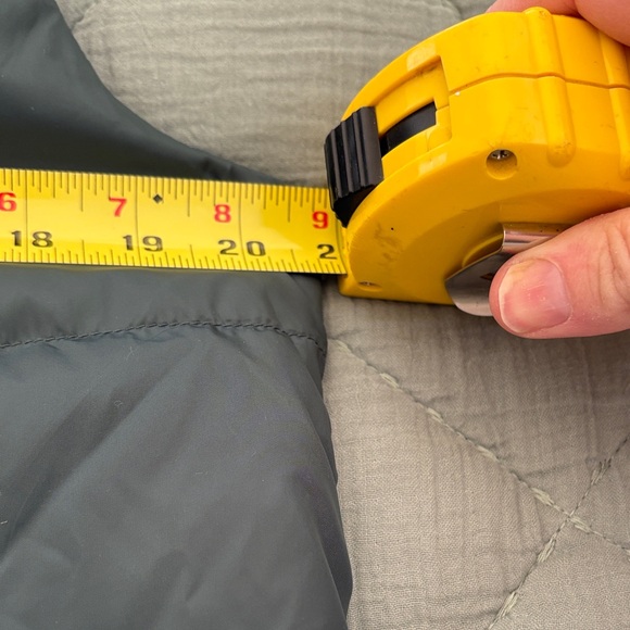 NWT J. Jill Evergreen Puffer Vest - Picture 9 of 9